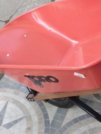 Brouette toro rouge manche