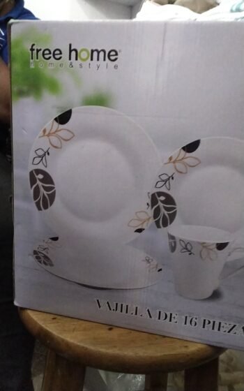 Free Home / Dinner Set