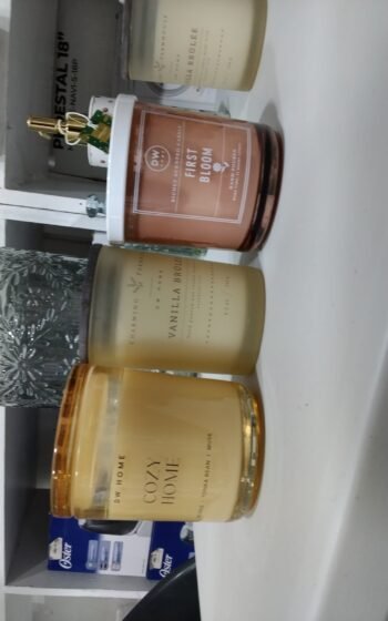 DW Home / Candles