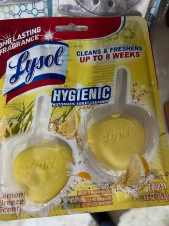 Lysol / Clean and Freshens